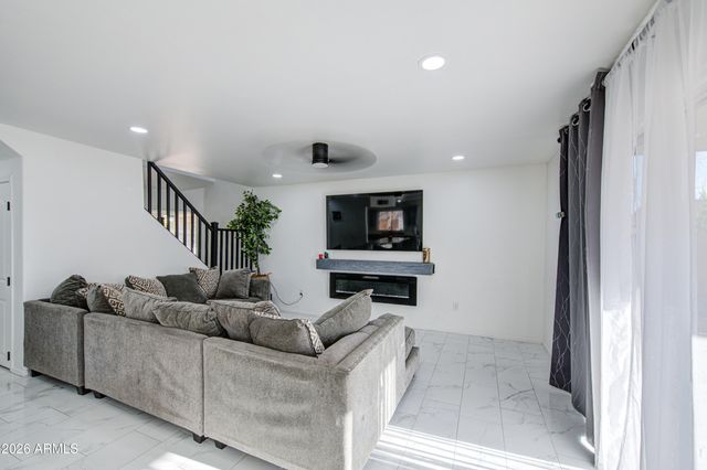 7228 S 42ND Drive, Phoenix, AZ 85041