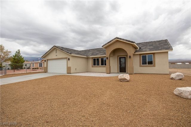 3925 North Mayfield Ranch Road, Pahrump, NV 89060