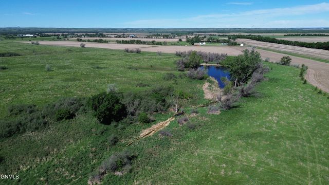 00 14 1/2 Street SW, Wilton, ND 58579