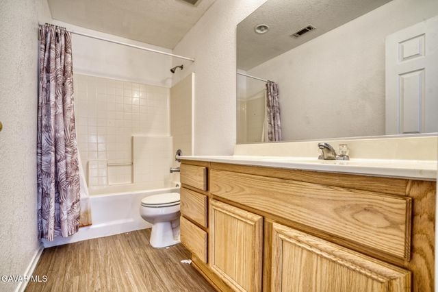 45444 Spahn Lane, Lancaster, CA 93535