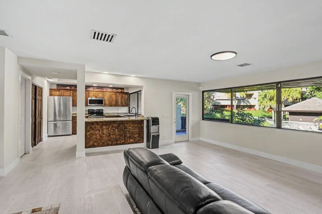 738 St Albans Drive, Boca Raton, FL 33486