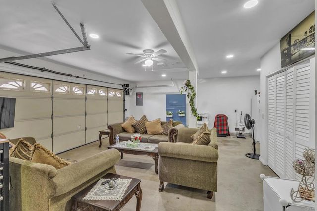 1935 Jasmine St, El Cajon, CA 92021