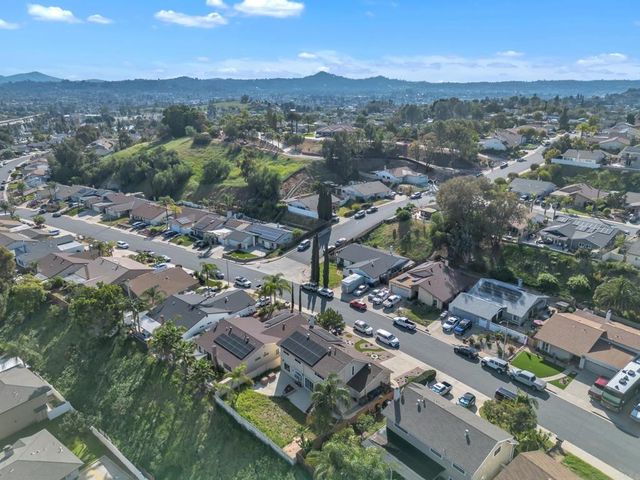 1935 Jasmine St, El Cajon, CA 92021