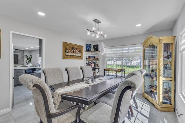 1935 Jasmine St, El Cajon, CA 92021