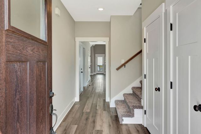 1071 Camden Trl, Greenbrier, TN 37073