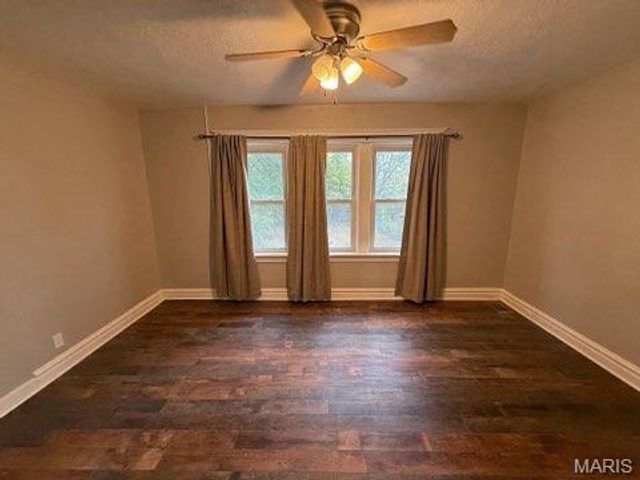 8645 Natural Bridge Road, Bel Ridge, MO 63121