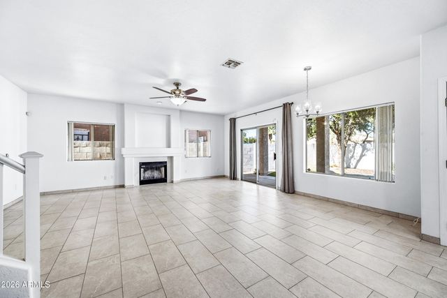 9054 W CUSTER Lane, Peoria, AZ 85381