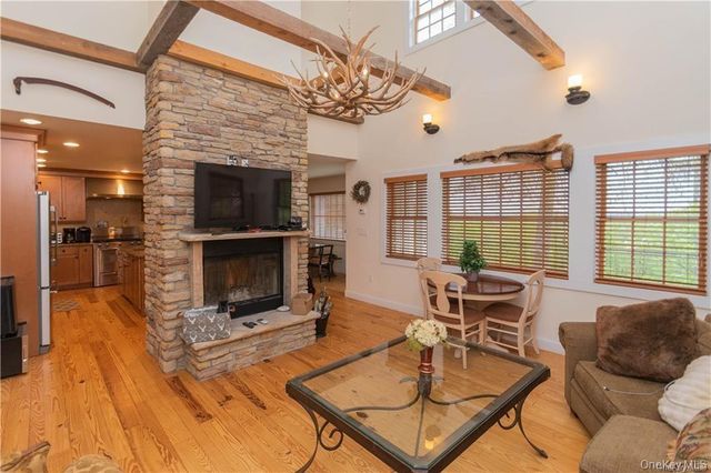 669 Mountain Road, Middletown, NY 10940