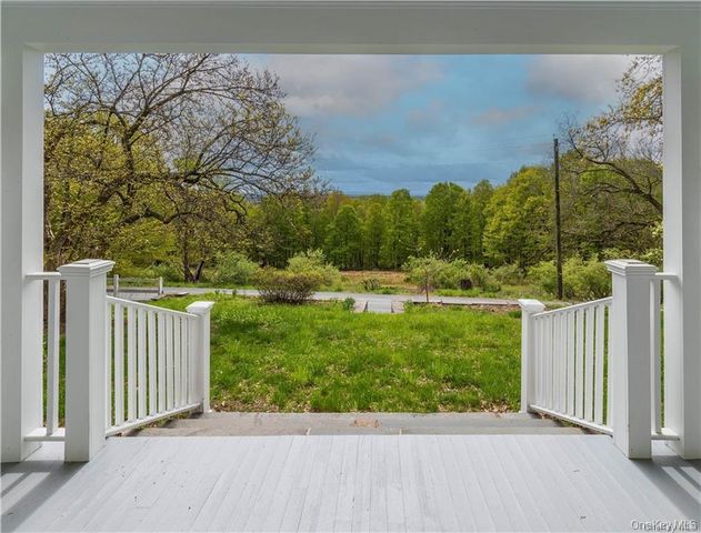 669 Mountain Road, Middletown, NY 10940