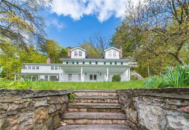 669 Mountain Road, Middletown, NY 10940