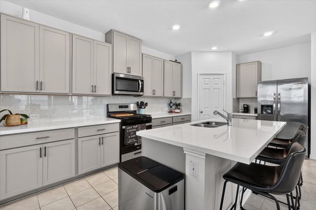 976 Brock Drive, Aubrey, TX 76227