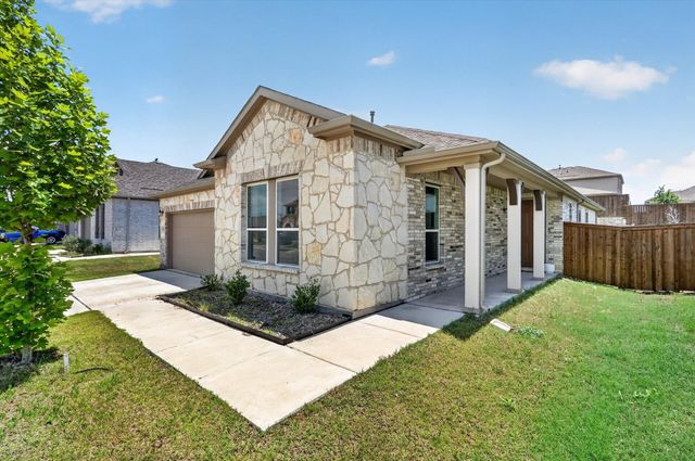 976 Brock Drive, Aubrey, TX 76227