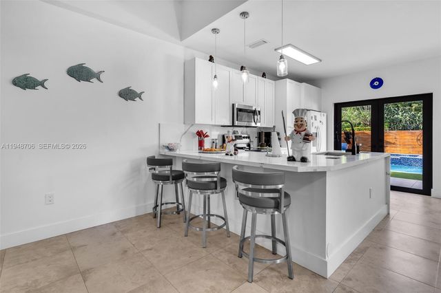 407 NW 9th Court, Homestead, FL 33030