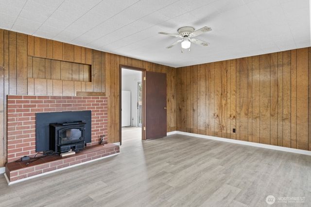 39411 Mountain Highway E, Eatonville, WA 98328