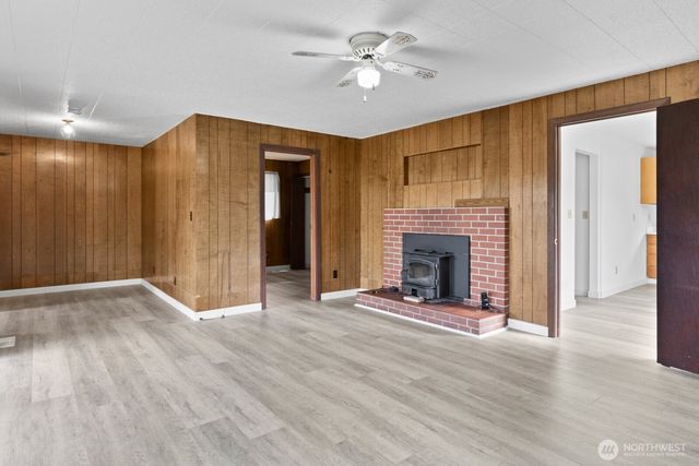 39411 Mountain Highway E, Eatonville, WA 98328