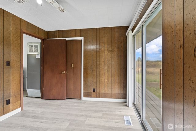 39411 Mountain Highway E, Eatonville, WA 98328