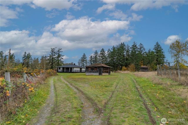 39411 Mountain Highway E, Eatonville, WA 98328