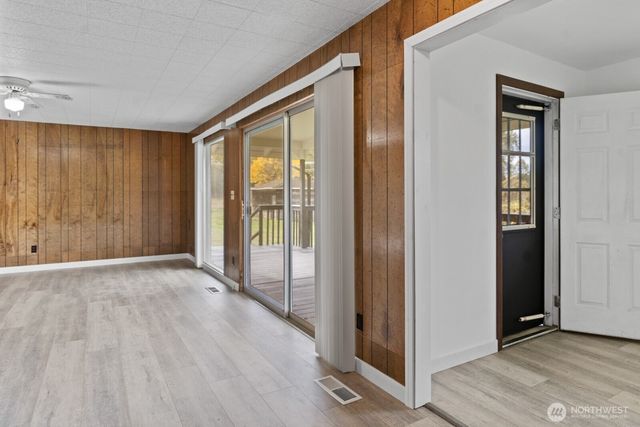 39411 Mountain Highway E, Eatonville, WA 98328