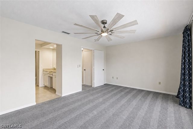 1050 6th ST S 1050, Naples, FL 34102