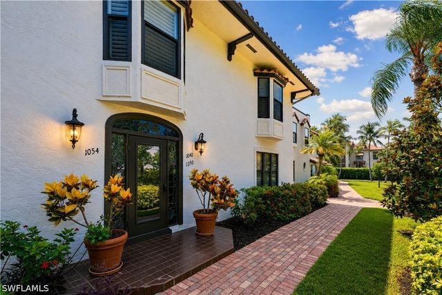 1050 6th ST S 1050, Naples, FL 34102
