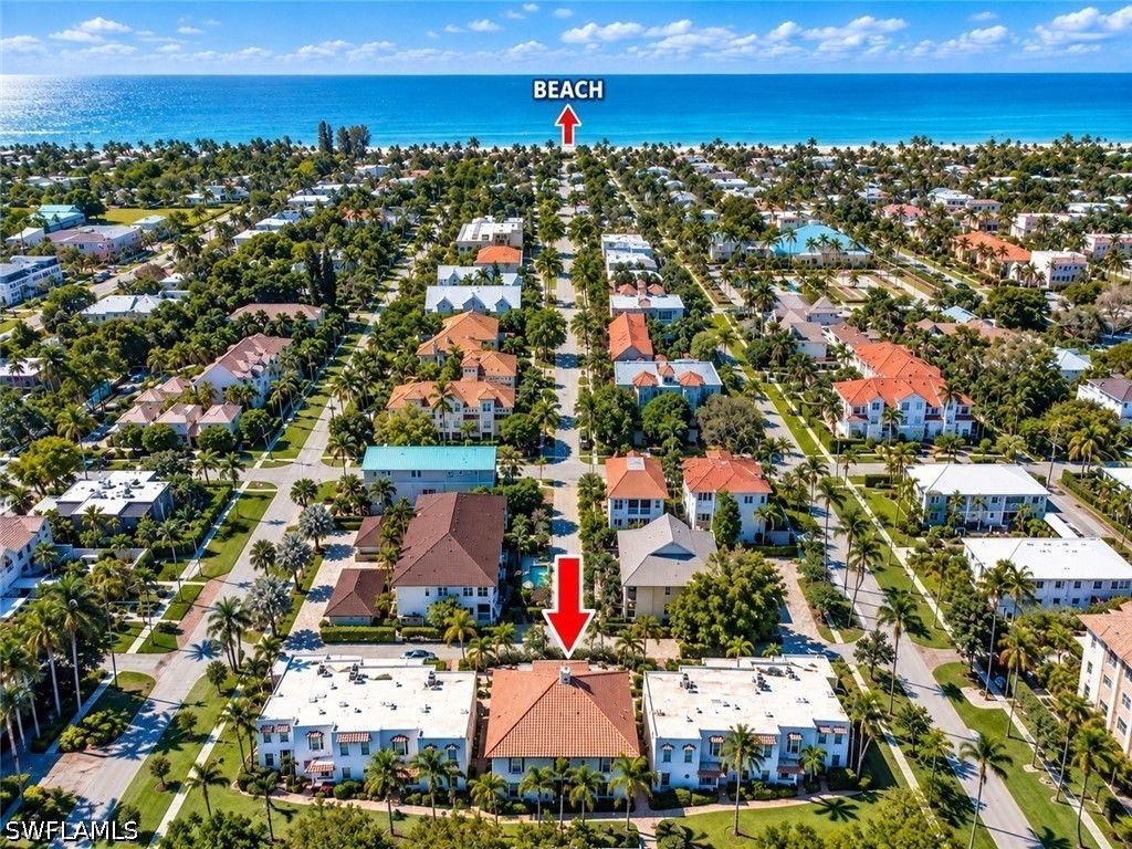 1050 6th ST S 1050, Naples, FL 34102