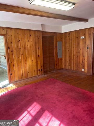 379 West Avenue, Jackson, GA 30233