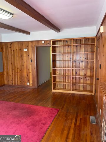 379 West Avenue, Jackson, GA 30233