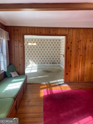 379 West Avenue, Jackson, GA 30233