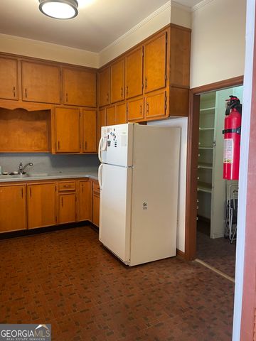 379 West Avenue, Jackson, GA 30233