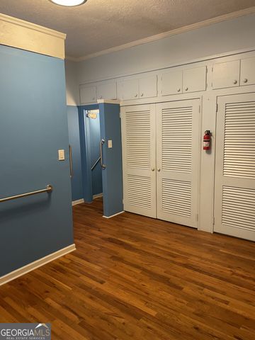 379 West Avenue, Jackson, GA 30233