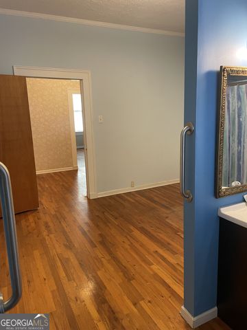 379 West Avenue, Jackson, GA 30233