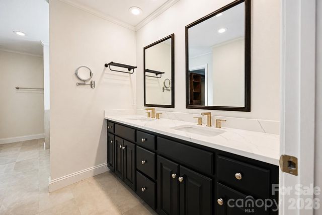 343 Wittenburg Springs Drive, Taylorsville, NC 28681