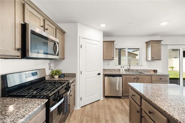 30704 Acappella, Winchester, CA 92596