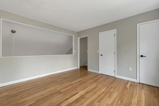 16 Old Manchester Road, Amherst, NH 03031