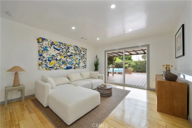 4217 Stewart, Los Angeles, CA 90066