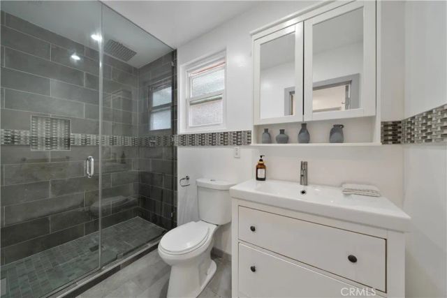 4217 Stewart, Los Angeles, CA 90066