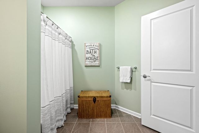 3 Peters Farm Way 107, Westborough, MA 01581