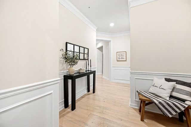 3 Peters Farm Way 107, Westborough, MA 01581