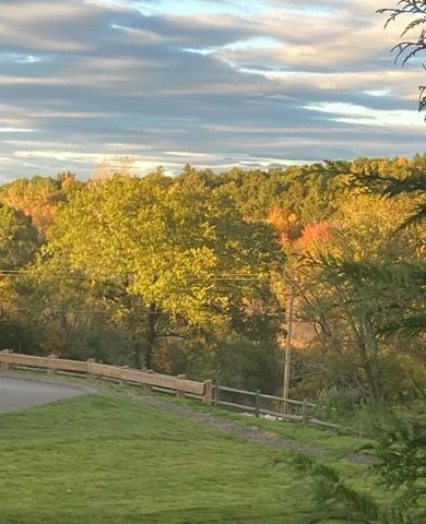 3 Peters Farm Way 107, Westborough, MA 01581