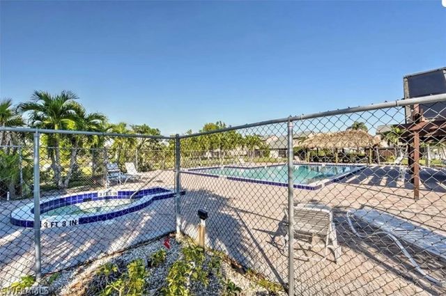 12922 CHERRYDALE COURT, Fort Myers, FL 33919