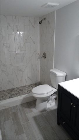 14417 AMERICANA CIRCLE 204, Tampa, FL 33613