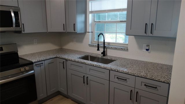 14417 AMERICANA CIRCLE 204, Tampa, FL 33613
