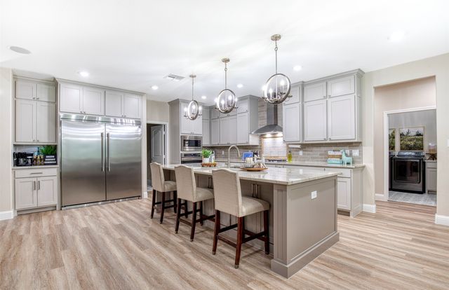 2121 Canyon Lake Road, Wills Point, TX 75169