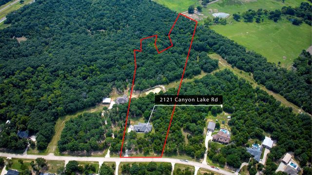 2121 Canyon Lake Road, Wills Point, TX 75169