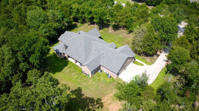 2121 Canyon Lake Road, Wills Point, TX 75169