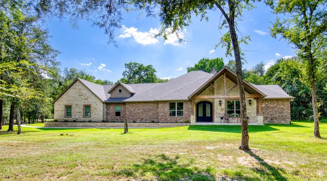 2121 Canyon Lake Road, Wills Point, TX 75169