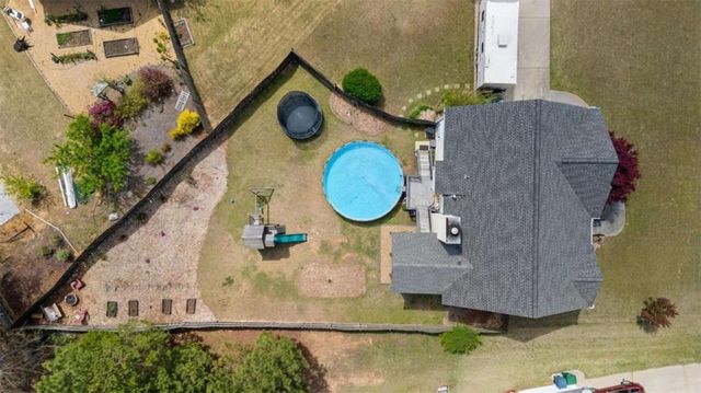 101 Lei Court, Carrollton, GA 30116