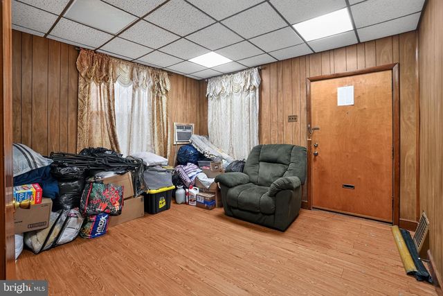 108 E TOWNSHIP LINE RD, Havertown, PA 19083