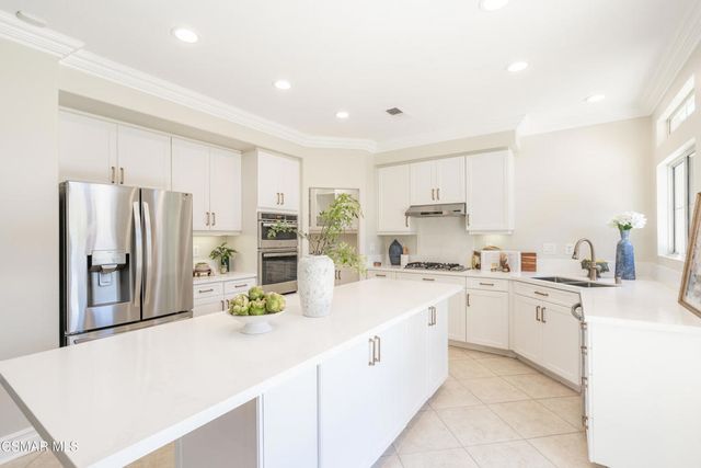 2625 Dorado Court, Thousand Oaks, CA 91362