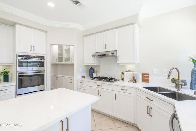 2625 Dorado Court, Thousand Oaks, CA 91362